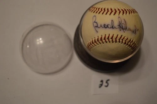 Brooks Robinson Autographed Spalding Baseball  # 25