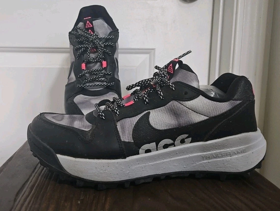 Nike ACG Lowcate SE Black Grey Trail Sneakers DR1030-001 Mens Size 8
Opens in a new window or tab