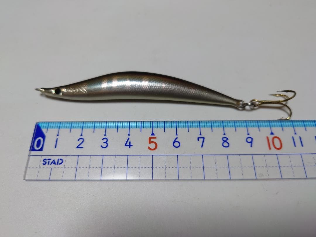 Handmade minnow jig, Kazushige Otani, 9 cm, pale chub - Image 7