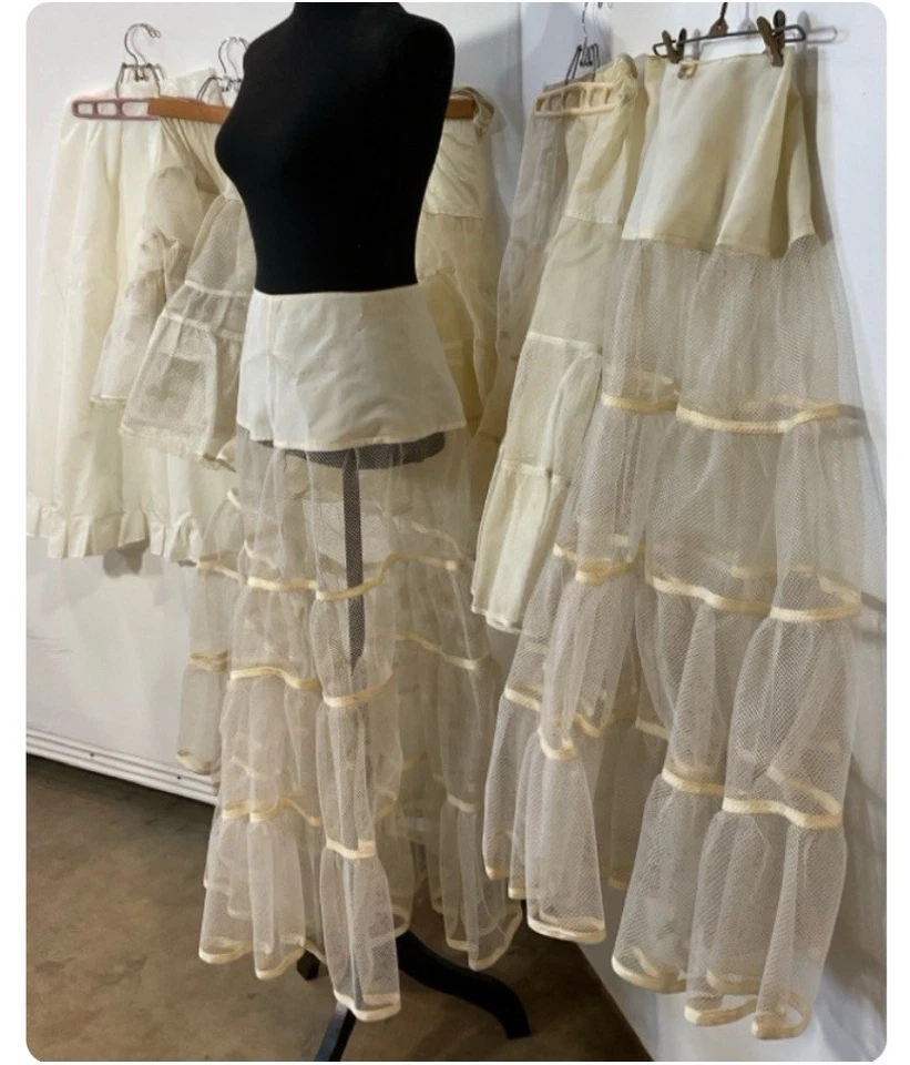5 VTG 1959’s 60’s Stiff Petticoats Crinoline Netting Skirt Lot W/1 Slip - Image 3 of 4