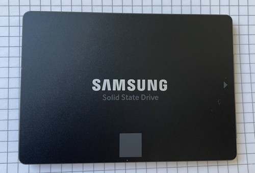 Samsung 850 EVO MZ-75E500 500GB, SATA 3, 2,5 Zoll Interne SSD - Schwarz