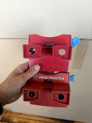 Vintage 1970's GAF View-Master Red White 3D Reel Viewers Tested Working Lot of 2