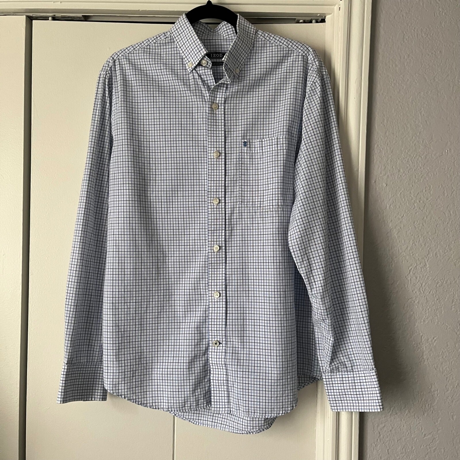 IZOD Premium Essentials Blue Checkered Button Down Shirt Mens Size S