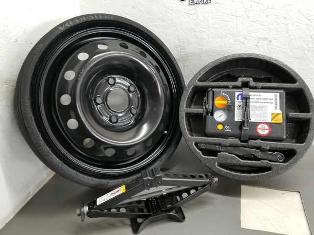 2017-2020 Chrysler Pacifica Spare Tire Kit Jack Compressor OEM 165/80