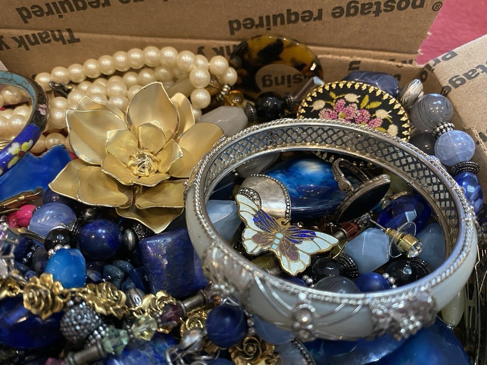 Vintage & Modern Costume Jewelry Lot Some Signed Small Priority Box