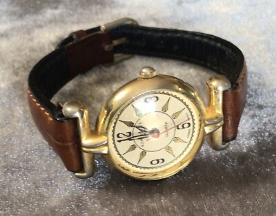 L.A. Express Gold Tone Round Watch With Leather Bands Works/New Battery TAS