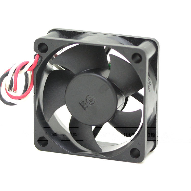 1PC Nidec U35X12MS1A5-53J65 12V 0.05A 3510 3-wire silent cooling  