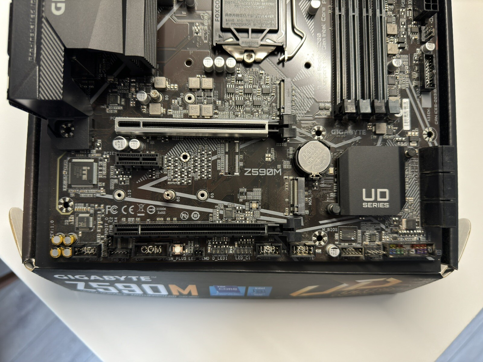 Gigabyte Z590M Ultra Durable Motherboard Intel LGA1200 + Zubehör in OVP! eBay