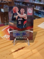 2014-15 Donruss Elite Status Signatures (/249) Mike Muscala #100 Hawks