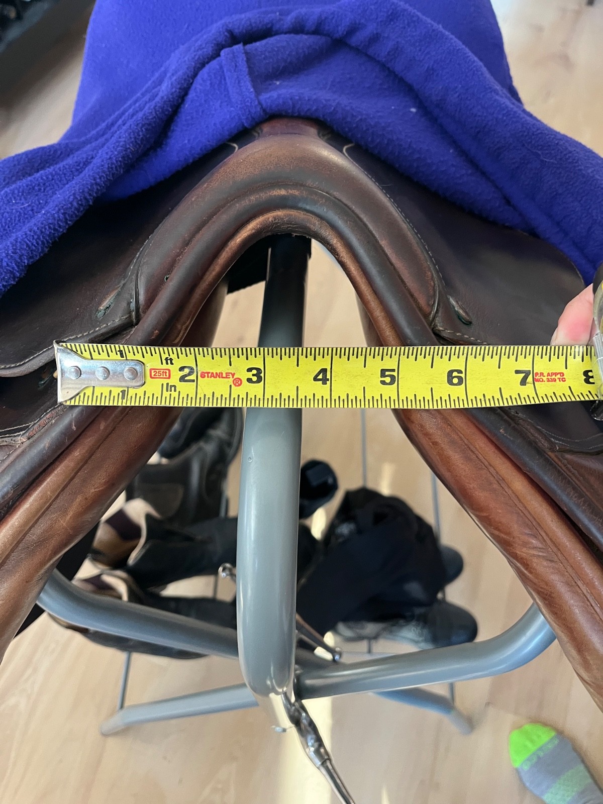 17.5 bates caprilli AP saddle with interchangeable gullet