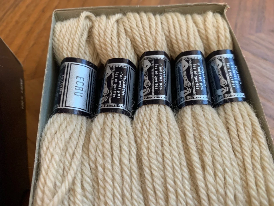 DMC Laine Tapisserie France 100% Wool Tapestry Yarn - 10 Skeins ECRU #7715 - Image 3 of 4