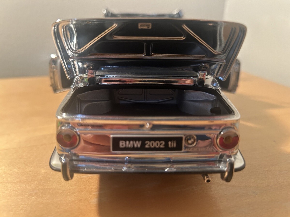 1:18 BMW 2002 Tii Chrome Rare Highly Detailed Kyosho | eBay