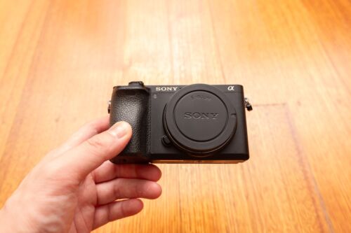 Sony Alpha A6500 24.2MP 4K Mirrorless Camera (Bonus Bag & SD card) - Picture 2 of 6