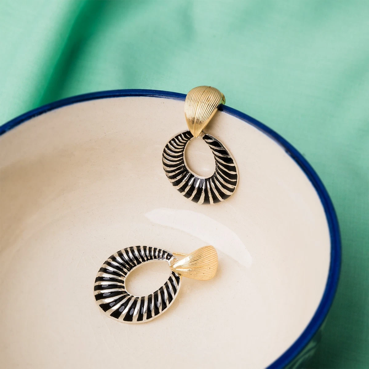 Classy statement deals earrings