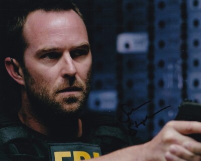 SULLIVAN STAPLETON signed Autogramm 20x25cm BLINDSPOT in Person autograph COA