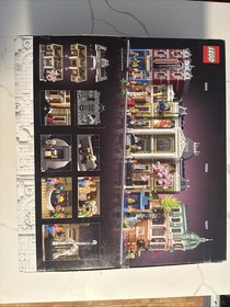 Lego ICONS: Natural History Museum 10326 New Sealed Box