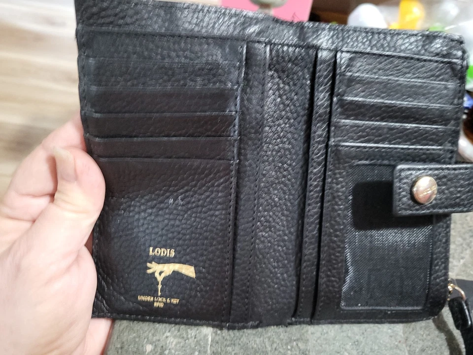 Cartera cambio cartera Lodis negra con protección RFID  Foto 4 de 4