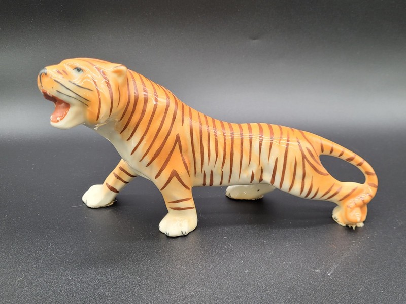 *Rare* Mid-Century Robert Simmons Original Ceramic 10" Long Tiger Figurine