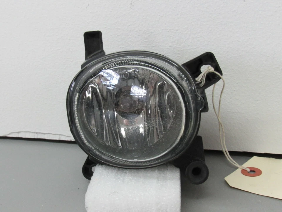 Faro antiniebla derecho audi a4 s4 a6 s6 2009 2010 2011 Foto 2 de 4