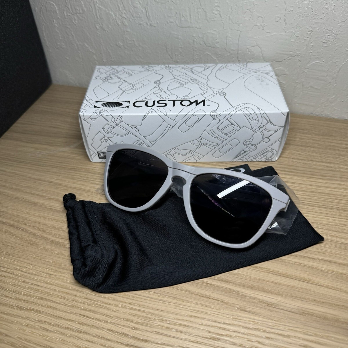 Oakley Frogskins Range Custom Matte Cool Grey PRIZM Grey Oakley Frogskins Range Custom Matte Cool Grey PRIZM Grey