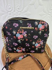 Steve Madden Black/Floral Crossbody Purse With Gold Tone Chain/Hardware