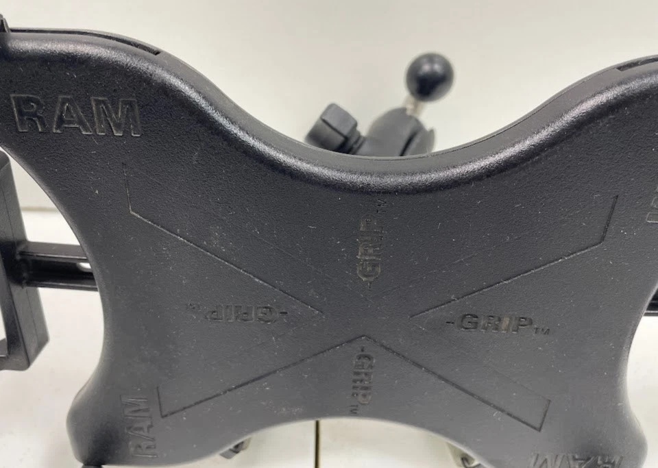 RAM X‑GRIP Universal Tablet/Phone Cradle Mount “X‑Grip” Model - Image 3 of 4
