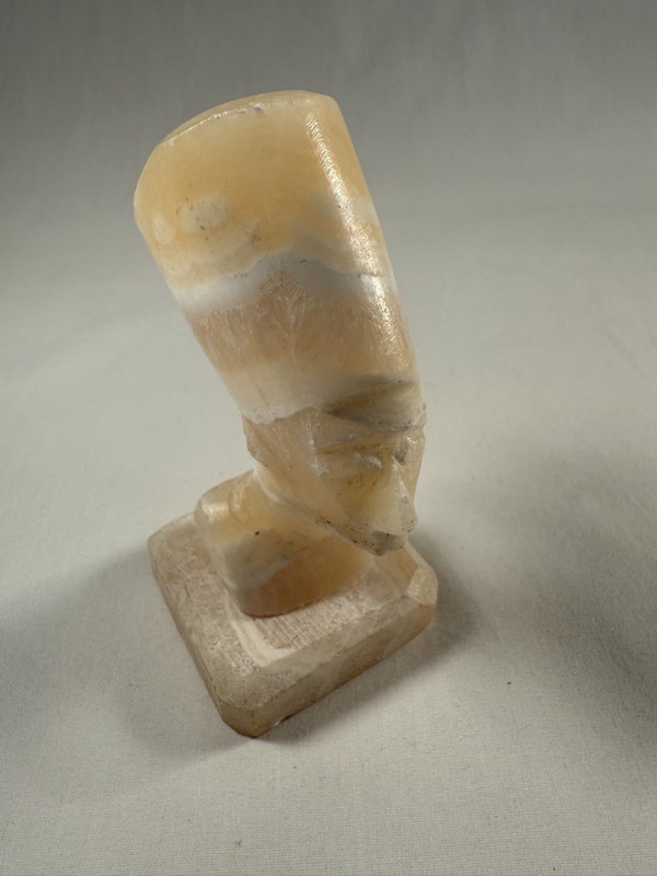 Alabaster/Marble Egyptian Pharaoh Queen Nefertiti Bust Sculpture Vintage 
