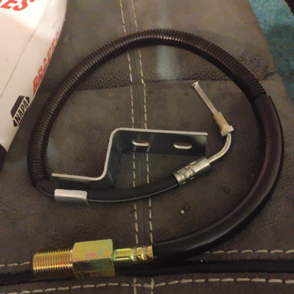 Manguera hidráulica de freno delantero Element3 para Chevy B7 97-02 Raybestos BH381326 Foto 2 de 3