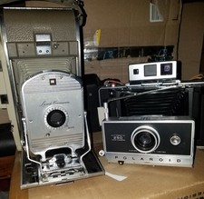 VINTAGE Polaroid 250 Land Camera In Case Polaroid 800 Land Camera