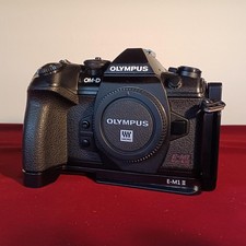 OLYMPUS OM-D E-M1 MARK  Mirrorless Camera