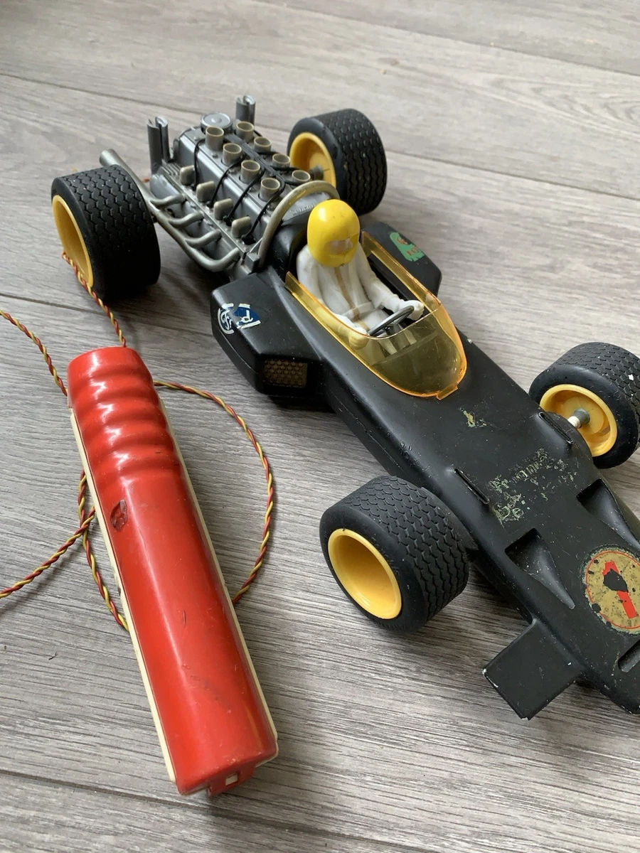 1:18 GP REPLICAS Lotus F1 49C #2 1970 John Miles With