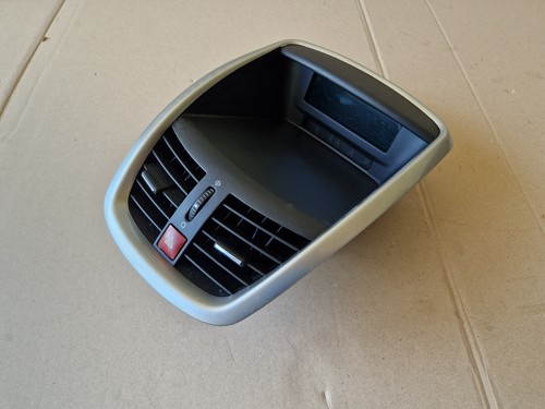 Peugeote 207 cc  Bordcomputer, Bildschirm, Anzeige, Uhr, Display - Bild 1 von 13