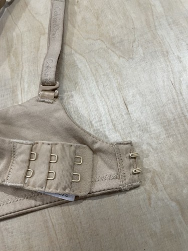 Calvin Klein Underwire Padded T-shirt Push-up Bra Size 32B Beige - Picture 8 of 11