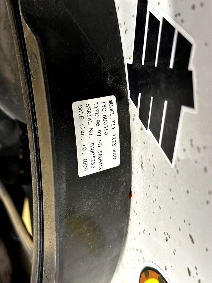 Conjunto de ventilador de refrigeração de radiador para Ford Taurus / Mercury Sable 96-07 600310 - Imagem 3 de 4