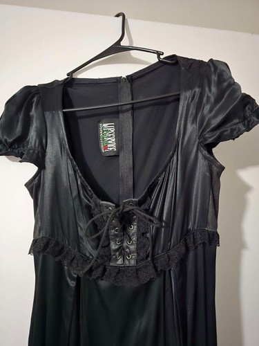 Vintage Medium Goth Lippenbekenntnis Kleid 100% Polyester All Black Nur chemische Reinigung