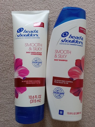 Head and Shoulders Smooth & Silky Dandruff Shampoo & Conditioner Set Color Safe - Picture 2 of 6