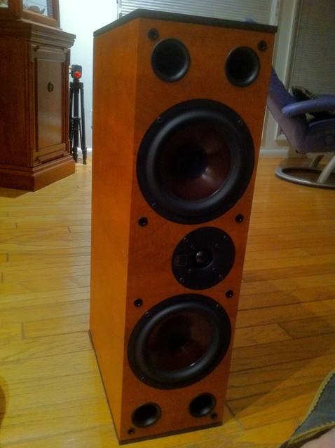 ikon multimedia speakers 5.1
