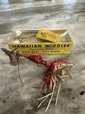 Early Fred Arbogast No 1 Hawaiian Wiggler Lure In Window Box W/trailer & Catalog