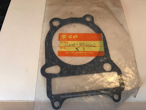Suzuki Gasket 11241-38202 Cylinder Base Nos - Picture 5 of 12