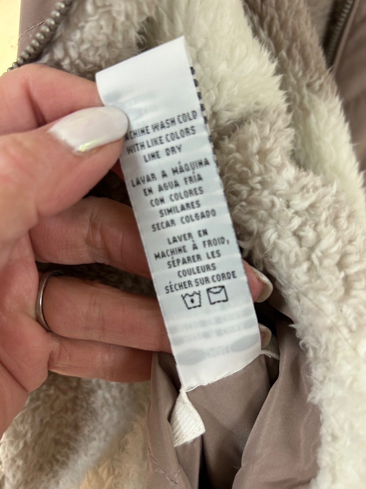 THREAD+SUPPLY FLUFFY REVERSIBLE SOLID MAUVE ONE S… - image 5