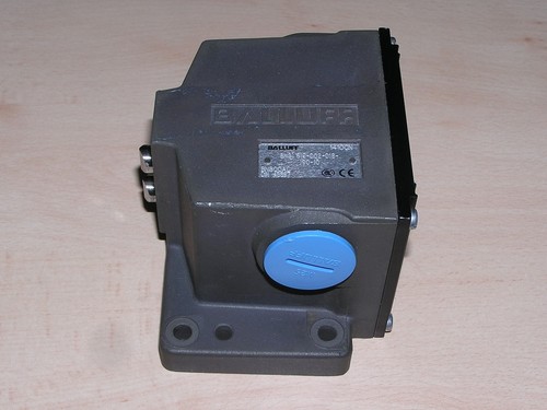 Unused - Lot of 2x Balluff BNS 819-D02-D16-100-10 BNS00AC Multi Position Switch - Imagen 10 de 10