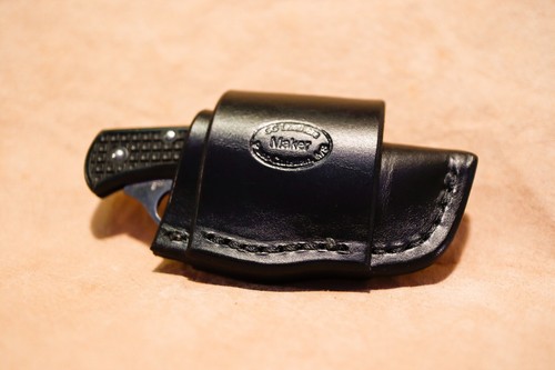 Custom Black Leather Crossdraw Sheath for Spyderco Delica 4 - Picture 2 of 4