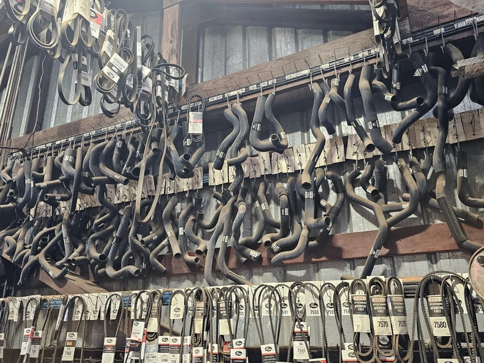 Manguera de refrigerante moldeada Gates 20753 Premium nueva en stock Foto 3 de 3