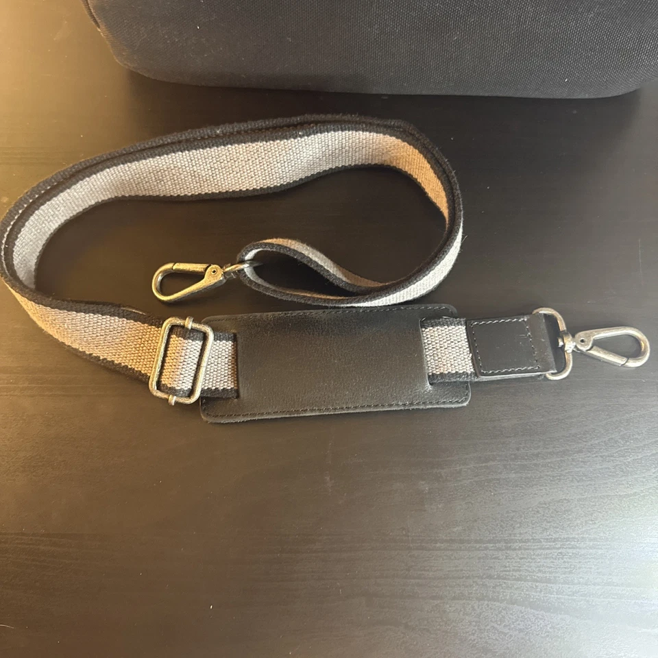 Jack Georges Black Canvas & Leather Zippered Briefcase CV230 - Imagem 4 de 4