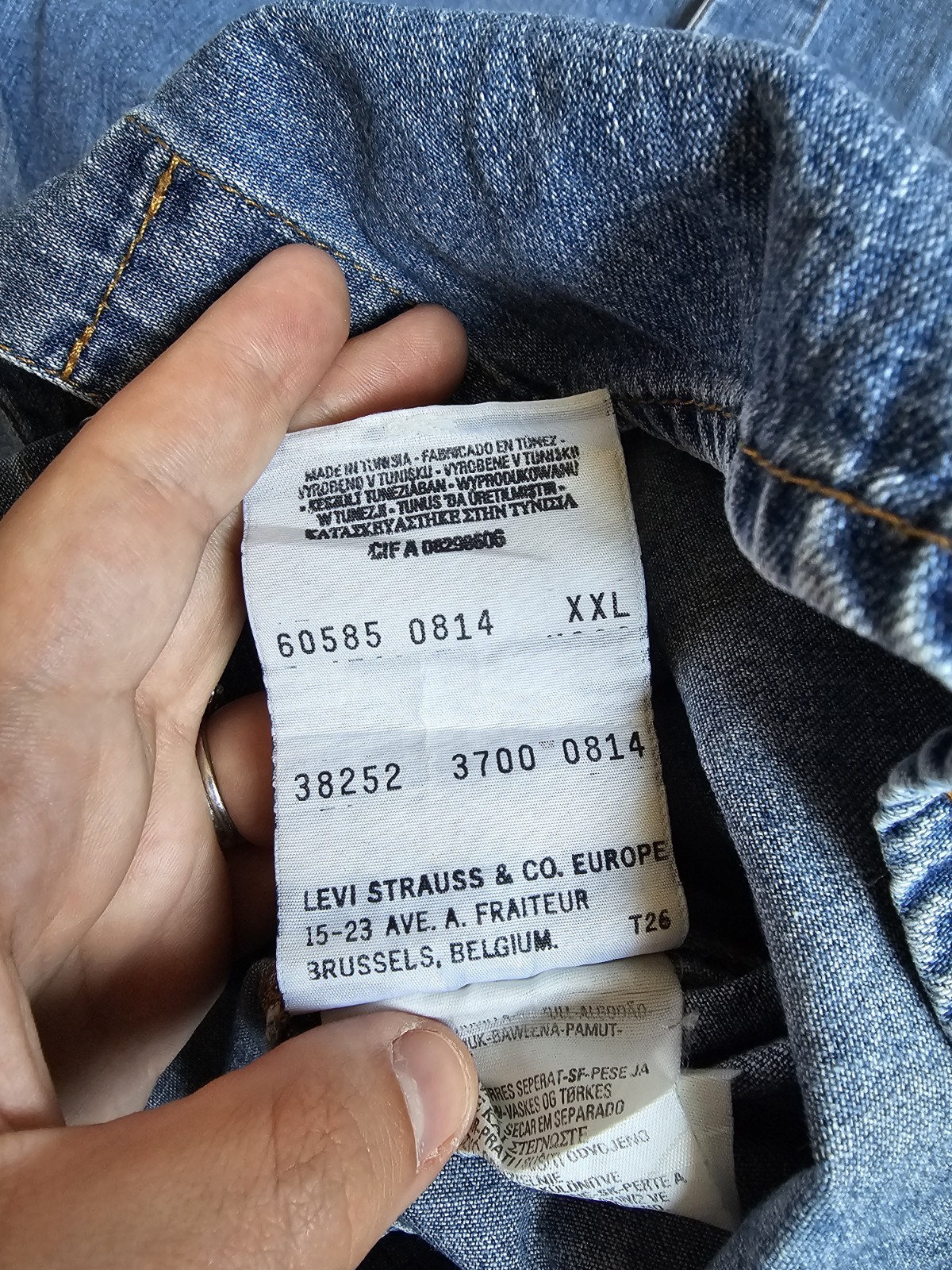 VTG 2000 Levi's Mens Chambray Denim Shirt Long Sleeve Button Casual XXL image 7