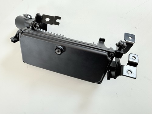 2016 - 2022 VOLVO XC40 CRUISE CONTROL DISTANCE SENSOR RADAR MODULE UNIT OEM - Picture 2 of 9