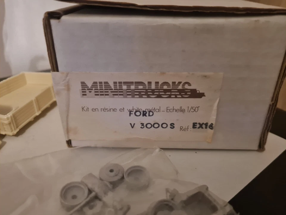kit résine FORD V3000S MINITRUCKS 1/50 sans notice - Photo 2/4