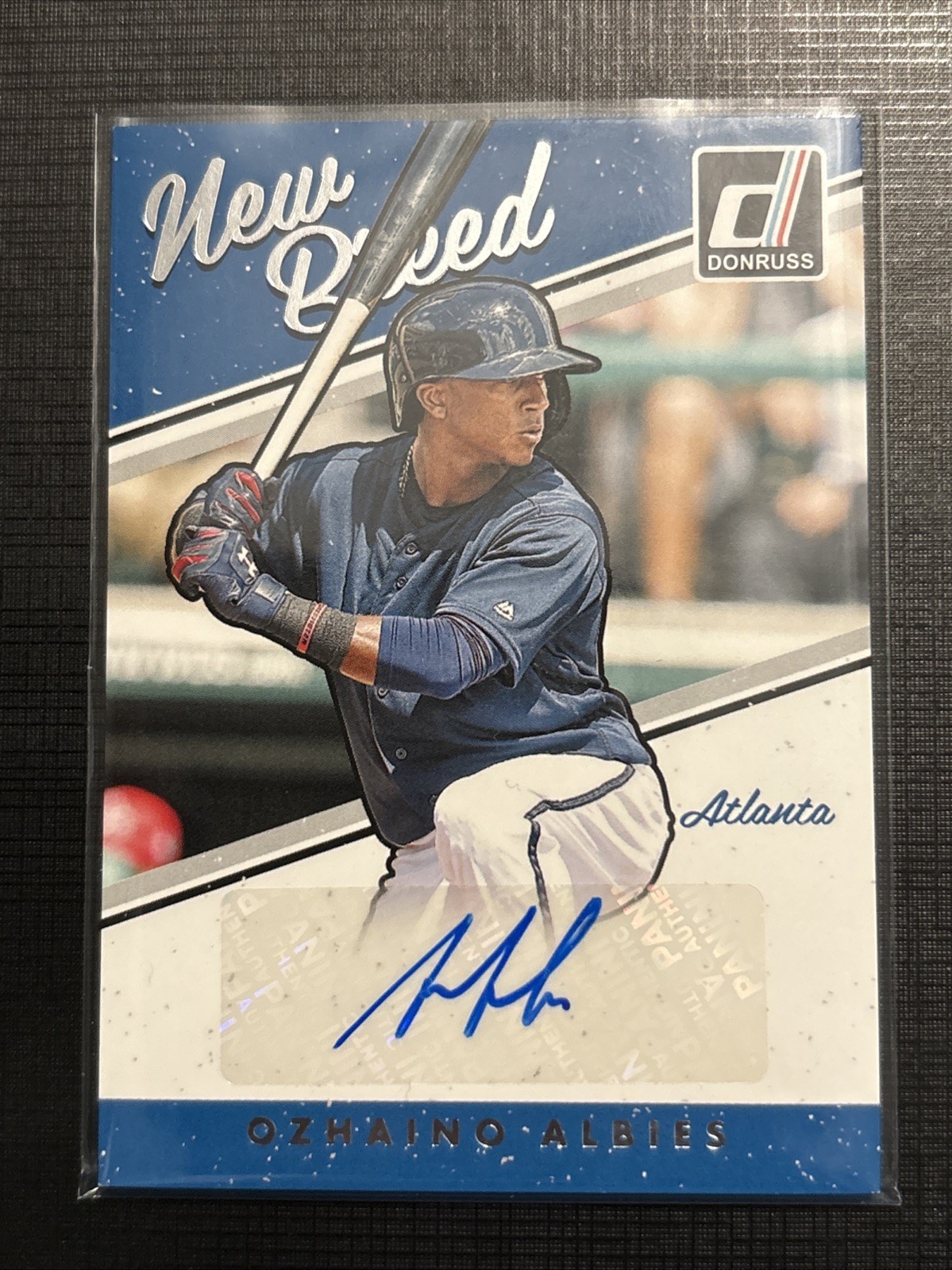 2017 Panini Donruss - New Breed Autographs Ozzie Albies #NB-OA (AU, RC)