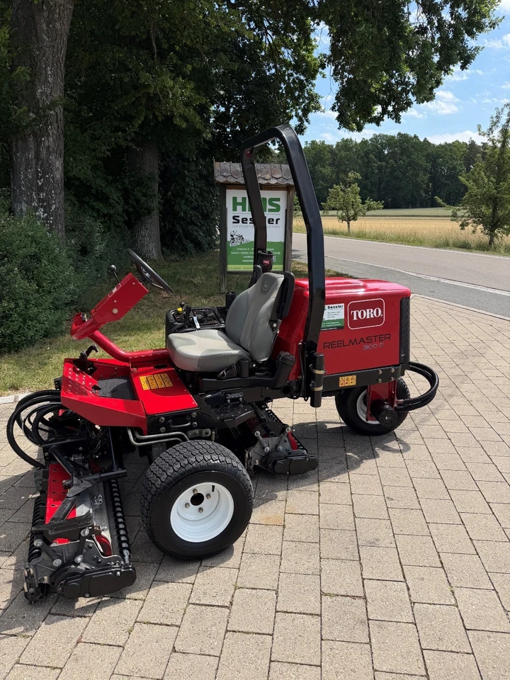 TORO Reelmaster 3100 Sidewinder 3WD Spindelmäher Großflächenmäher - Bild 2 von 4