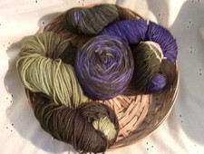 hand dyed 100 merino wool WW 3x100 grms greens blue